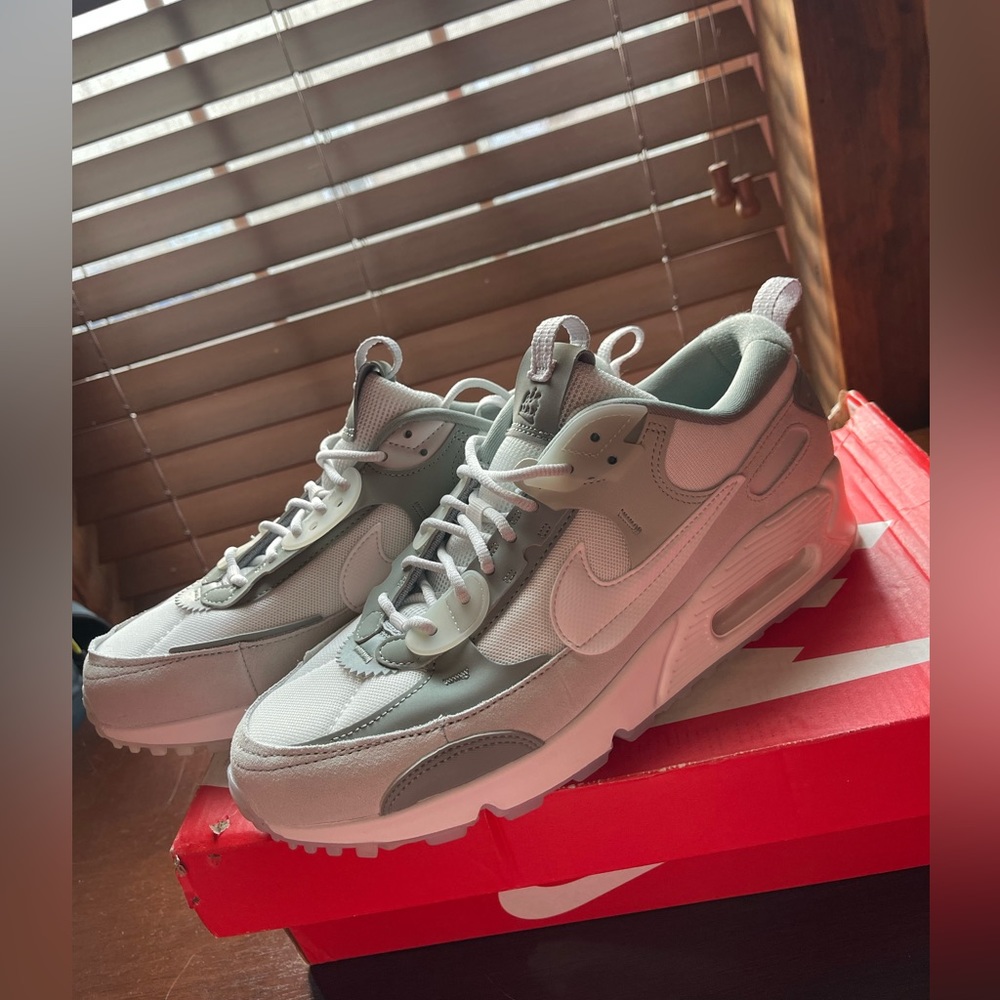 Nike Air Max 90 Futura